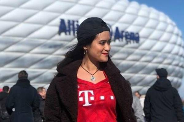 Những trận đấu tại Đức vẫn mở cửa cho khán giả vào xem và chị N có cơ hội theo dõi đội bóng mình yêu thích Bayern Munich trên sân Allianz Arena. Ảnh: NVCC.